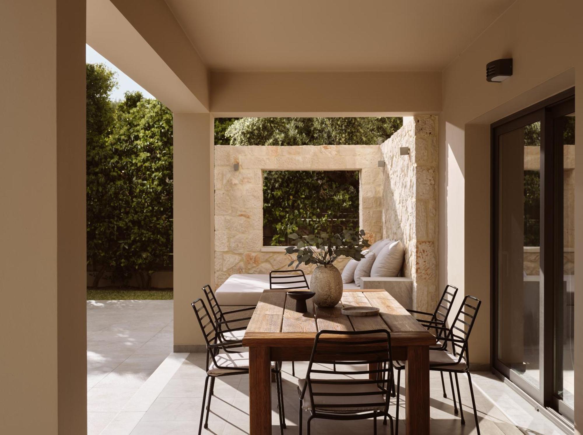 Cielo - An Authentic Mediterranean Living Vila